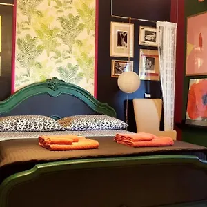 https://domus-loulou.hotelitalianriviera.com